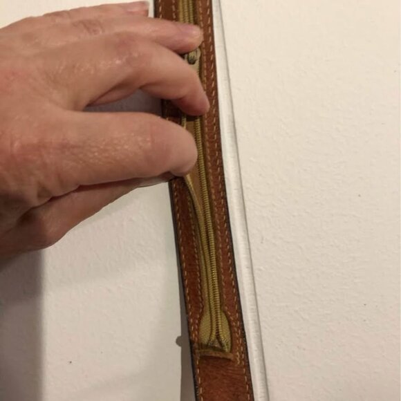 Vintage Patagonia Leather Money Belt Size 30 Approx. 3/4" Wide - Picture 2 of 8